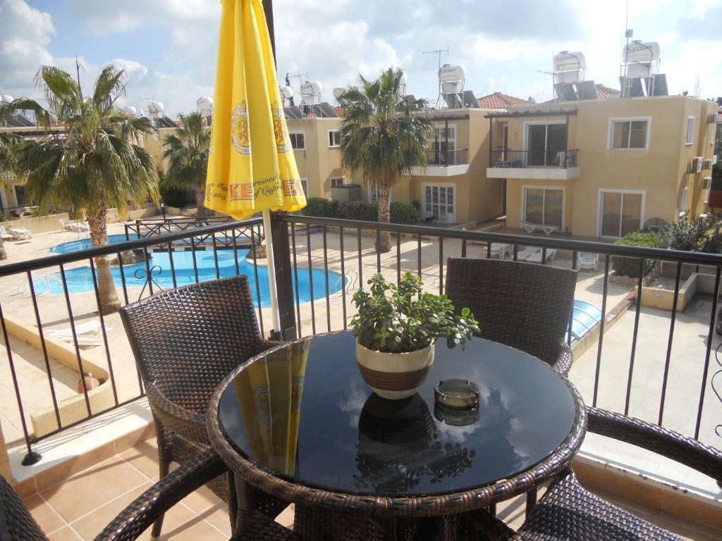 Sirena Sunrise Prestige Apartments Paphos Kültér fotó