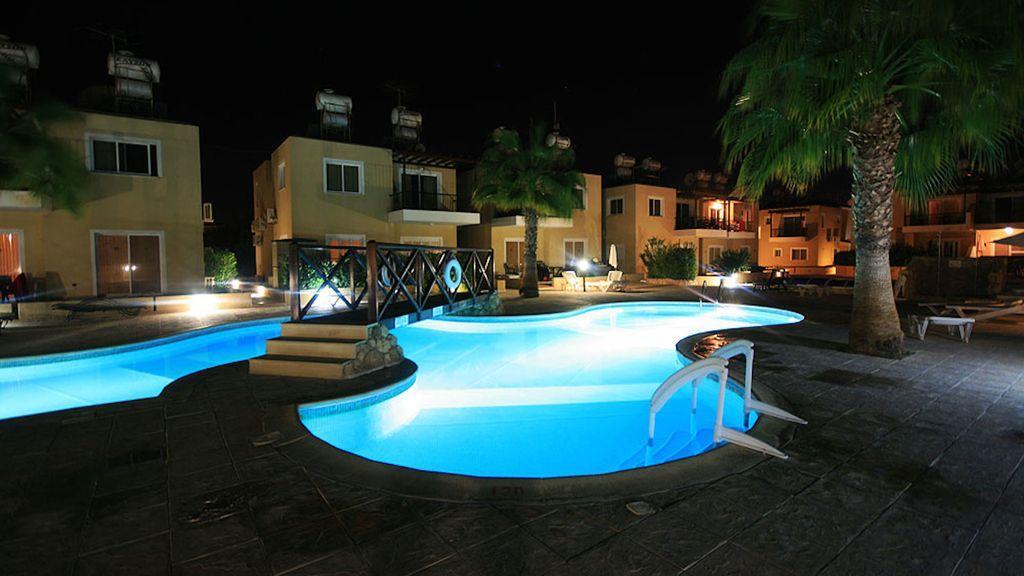 Sirena Sunrise Prestige Apartments Paphos Kültér fotó