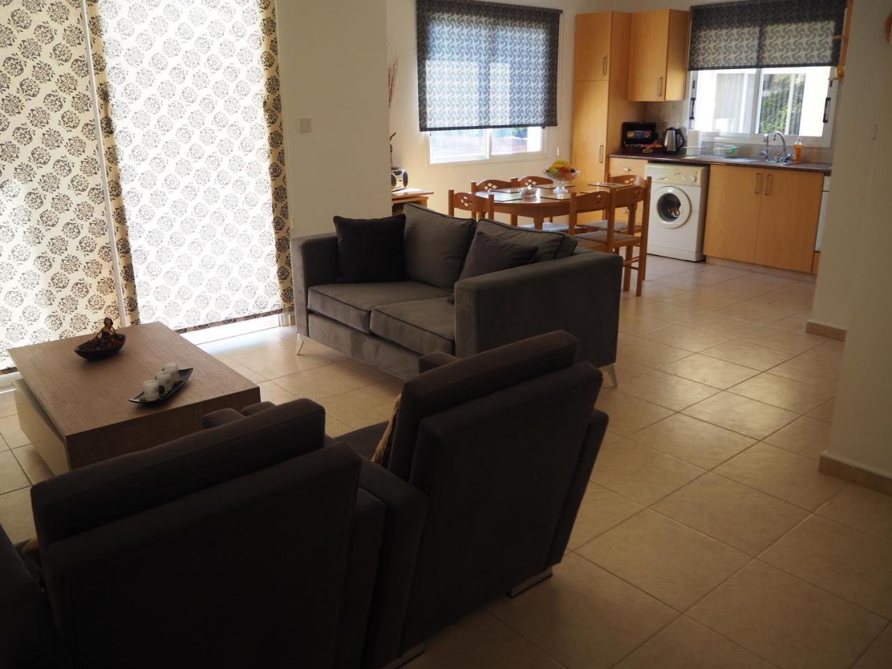 Sirena Sunrise Prestige Apartments Paphos Kültér fotó