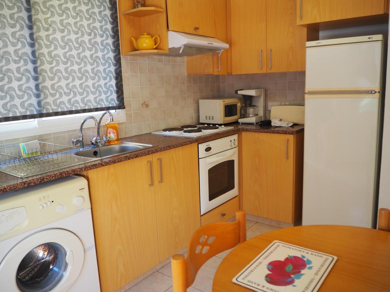Sirena Sunrise Prestige Apartments Paphos Kültér fotó